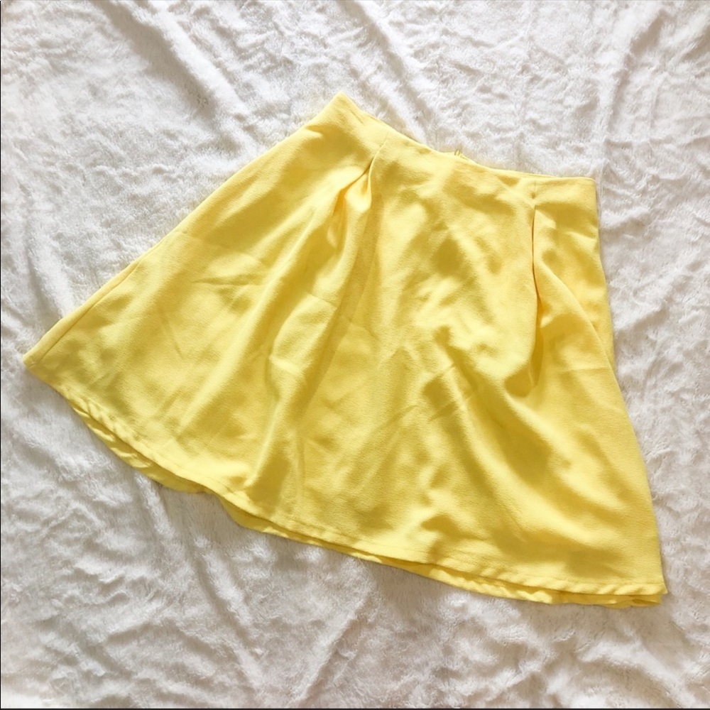 YELLOW HIGH WAISTED SKIRT